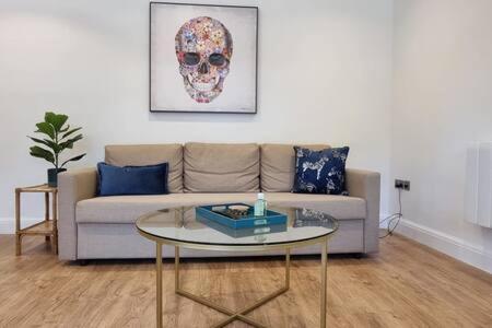 Beautiful Apartment Overlooking A Garden Londra Exterior foto